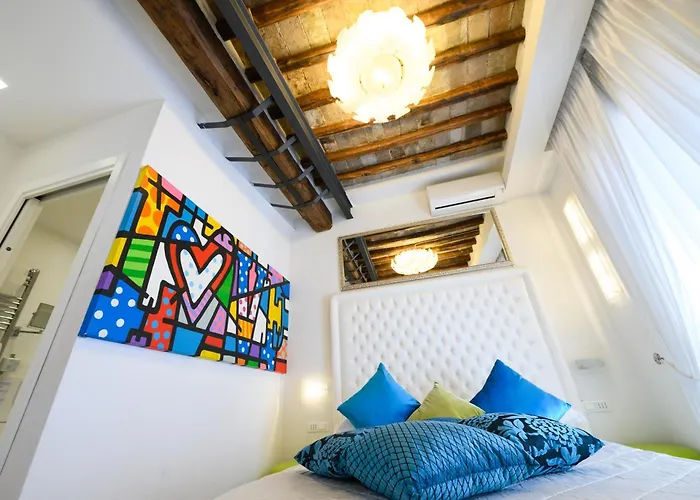 Domus Spagna Frattina Pensjonat 4*