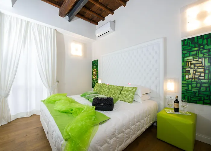 Pensjonat Domus Spagna Frattina 4*